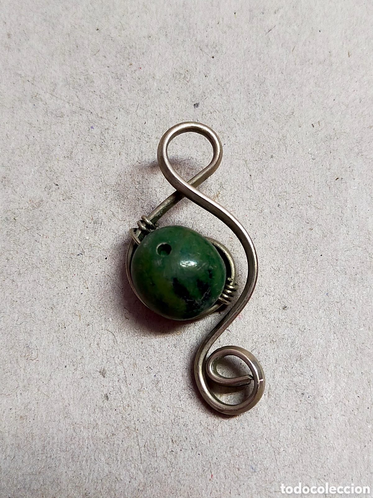 Joyeria: COLGATE DE METAL Y PIEDRA VERDE. - Foto 1