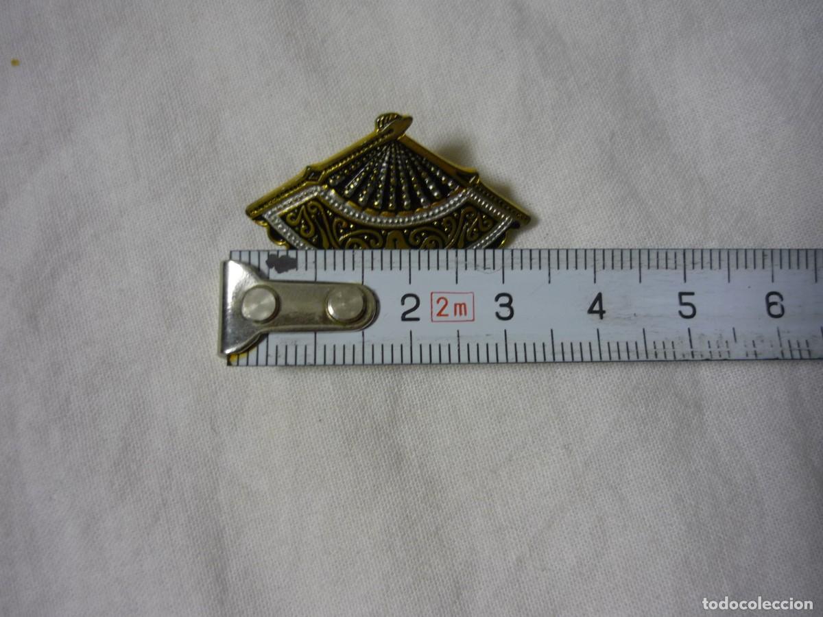 Joyeria: Broche de lat&oacute;n simil damasquinado abanico - Foto 4