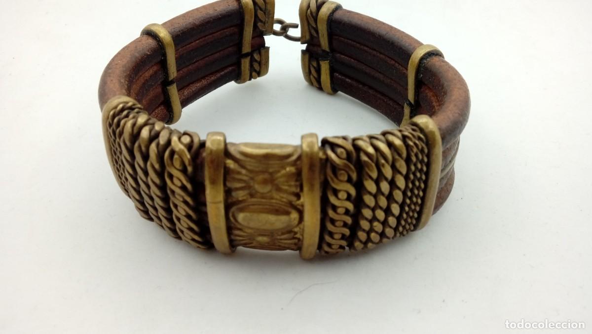 Joyeria: PULSERA DE CUERO Y LATON - Foto 1