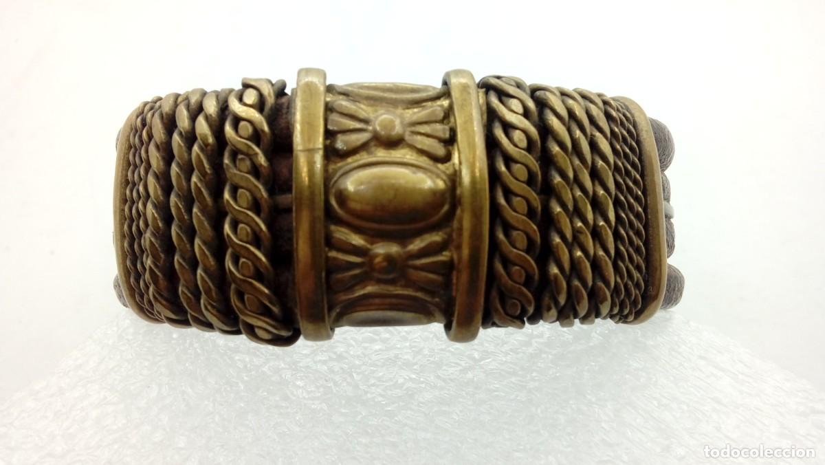 Joyeria: PULSERA DE CUERO Y LATON - Foto 2