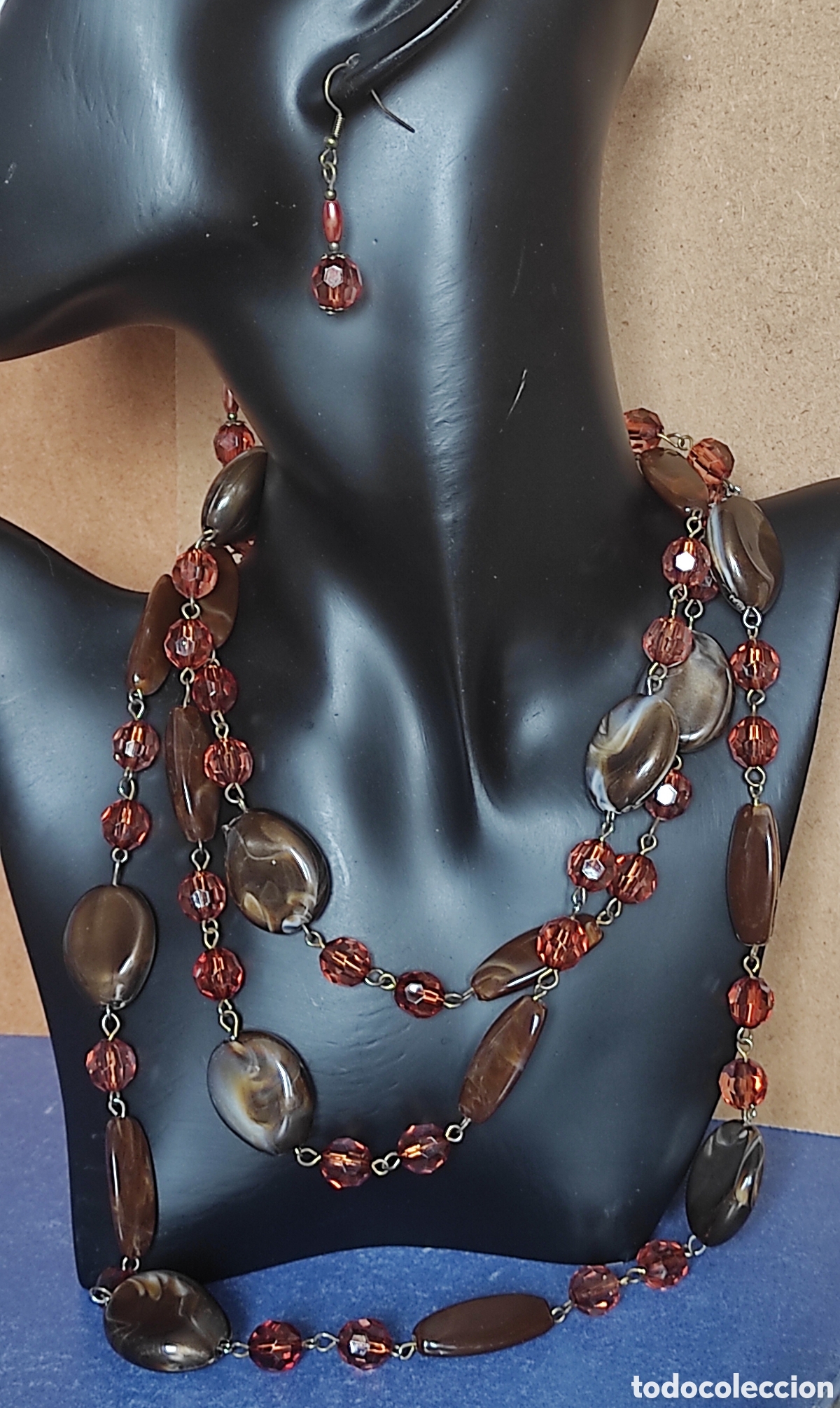 Joalharia: Conjunto de collar y pendientes