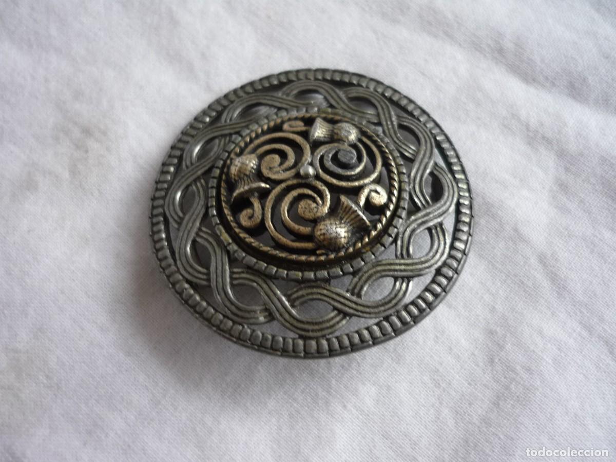 Joyeria: Broche met&aacute;lico s&iacute;mbolo celta - Foto 3