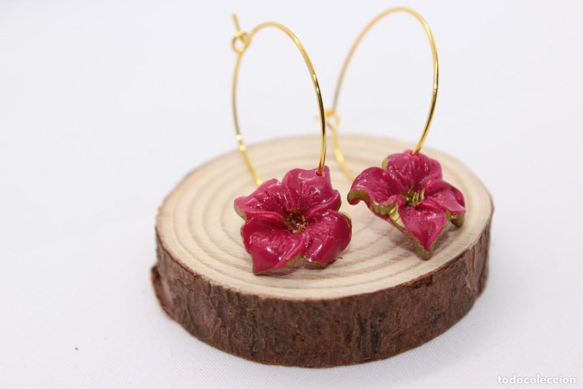 Joyeria: Pendientes artesanales de aro de flores - Foto 2