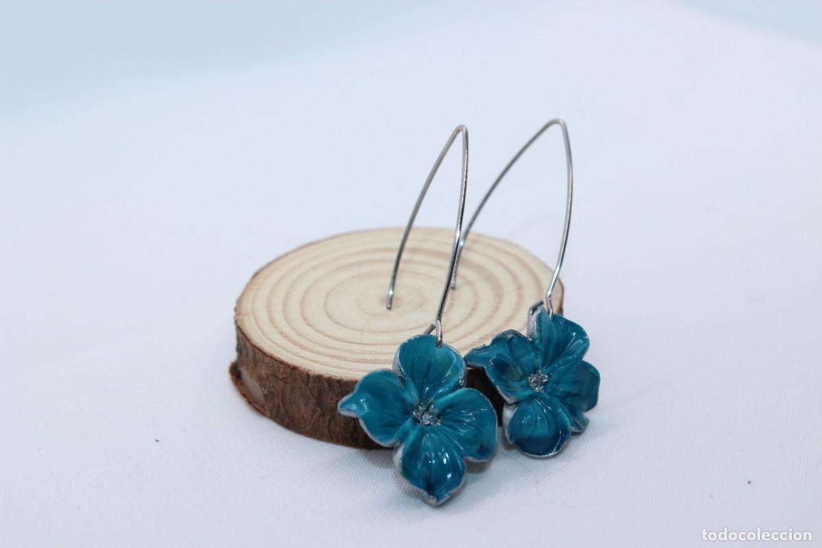 Joyeria: Pendientes colgantes de flores - Foto 2