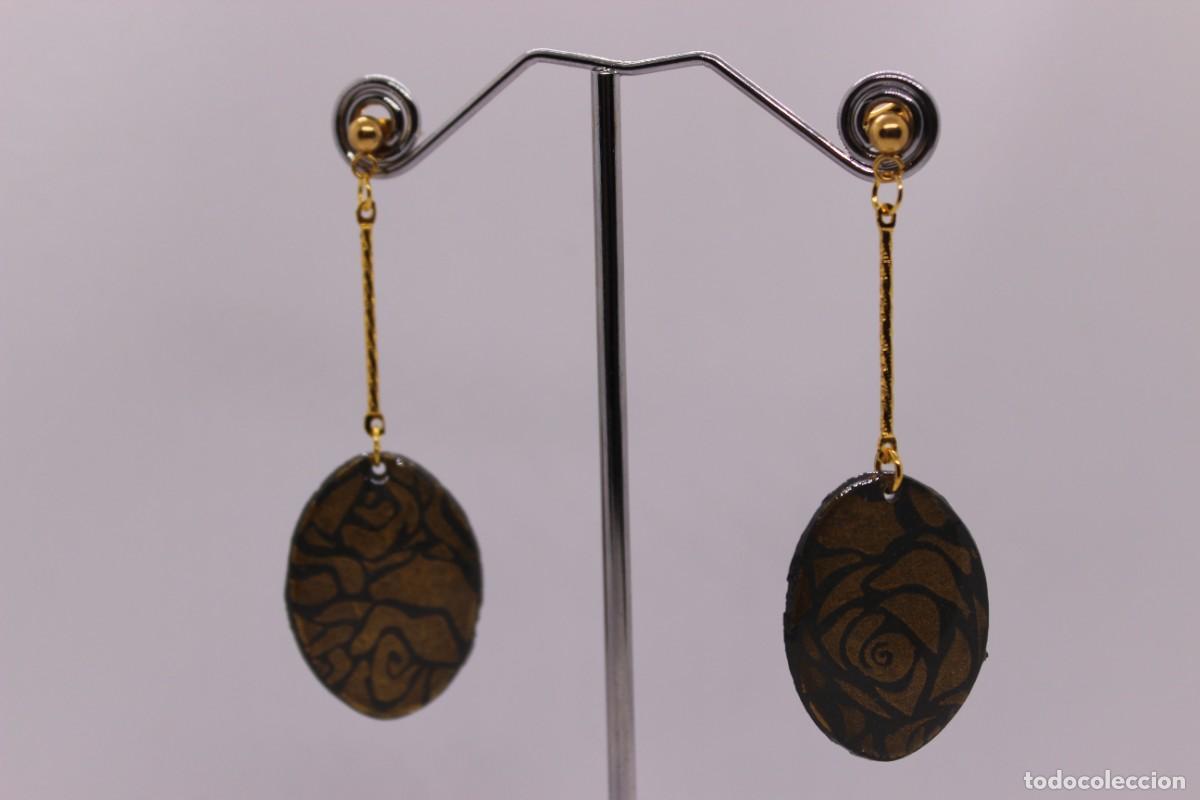 Joyeria: Pendientes artesanales negro y dorado - Foto 1