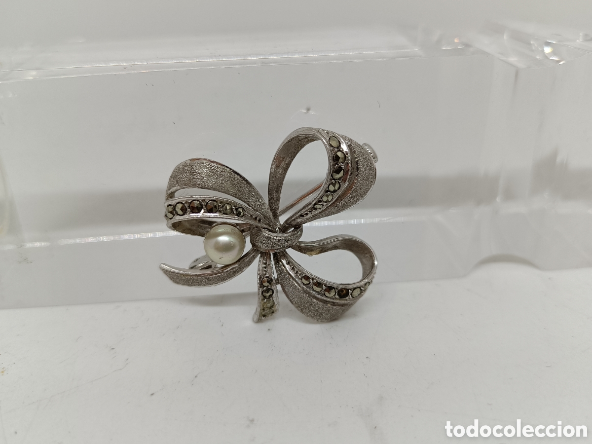 Joyeria: Broche en forma de lazo de plata. - Foto 2
