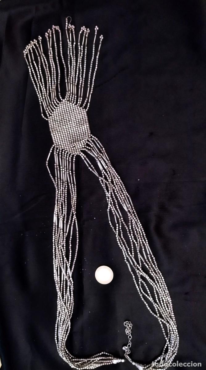 Joyeria: Collar largo plateado con flecos Sfera - Foto 1