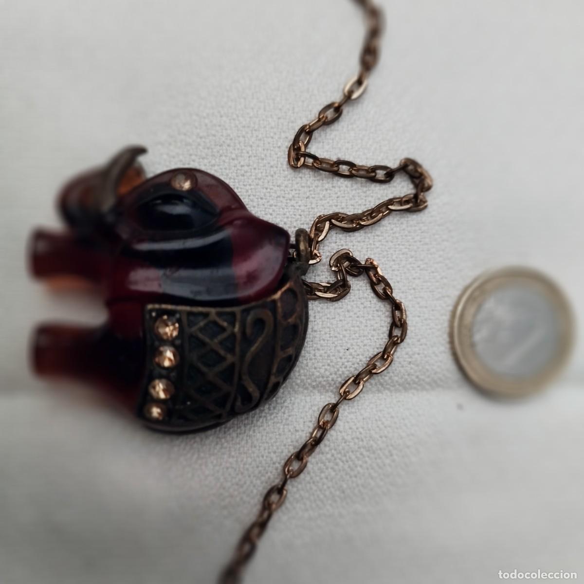 Joyeria: Collar con elefante de &aacute;mbar y piedras incrustadas - Foto 1