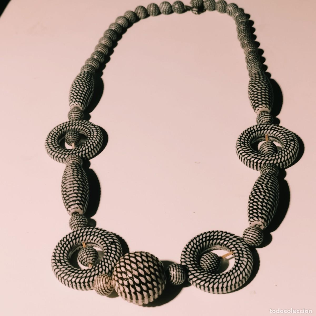 Joyeria: Collar de dise&ntilde;o azul blanco y ligero - Foto 1
