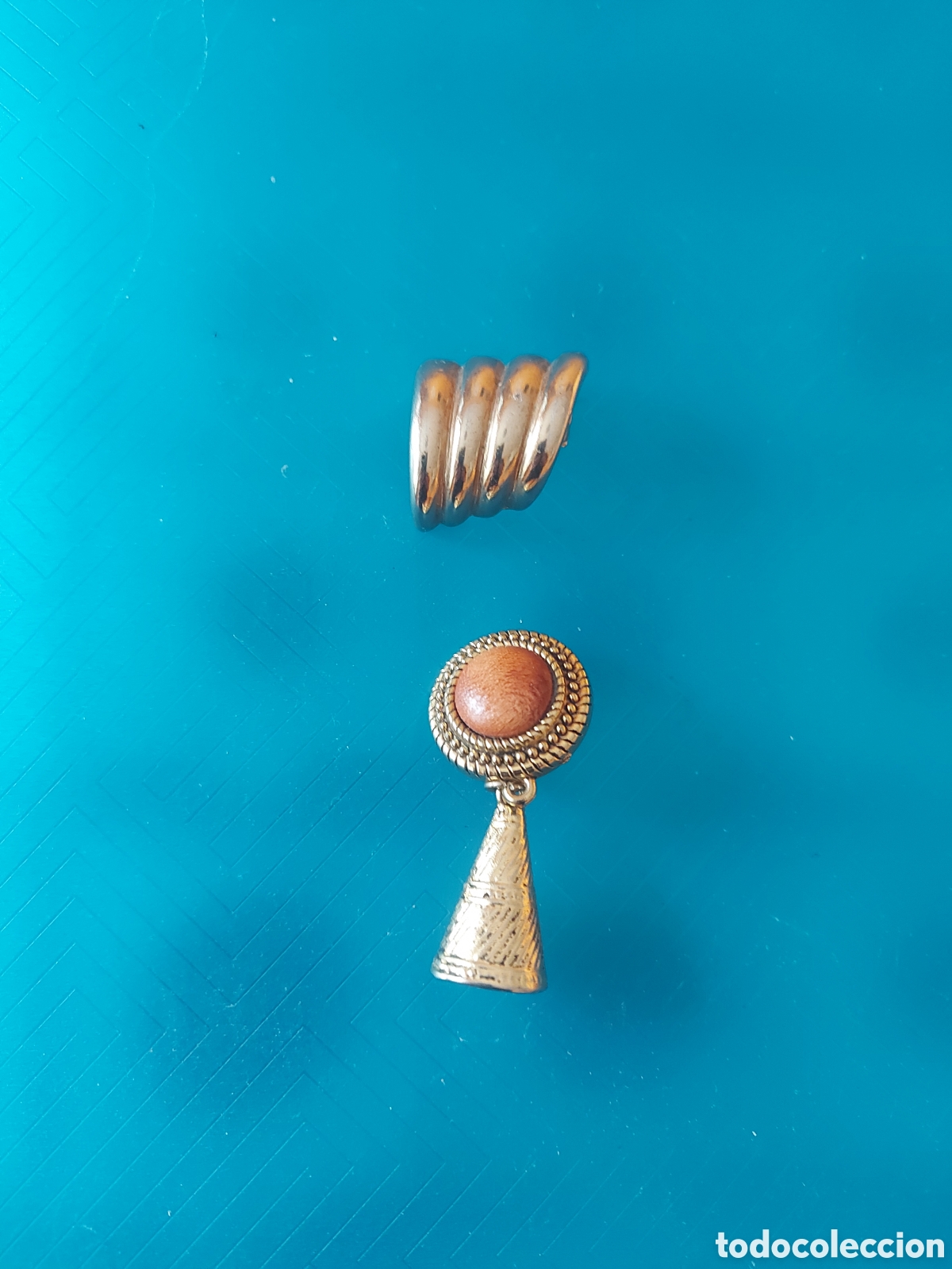 Joyeria: 1pendiente yotro mas - Foto 2