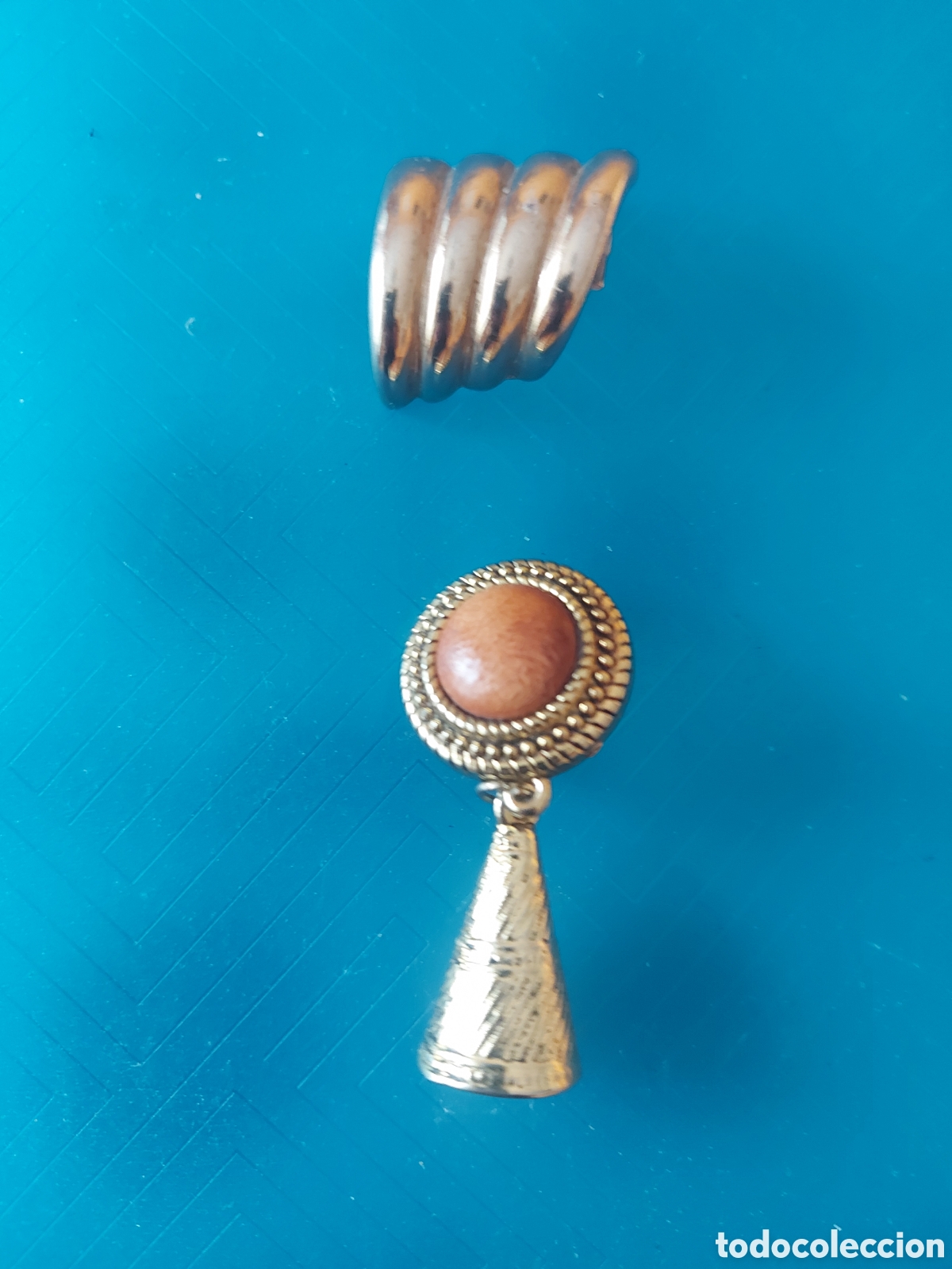 Joyeria: 1pendiente yotro mas - Foto 1