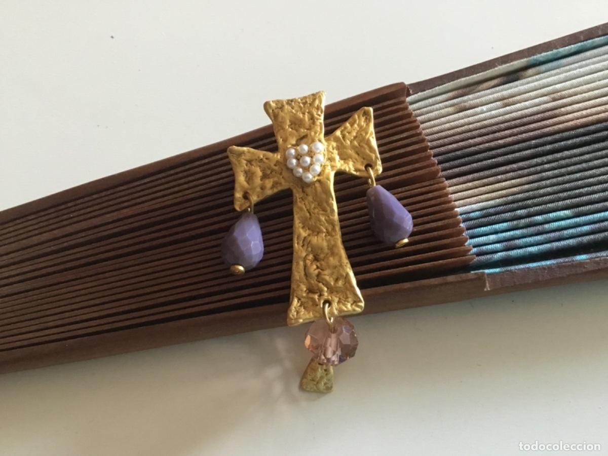 Joyeria: BROCHE CHAPADO MATE CON CRISTAL. CRUZ - Foto 4