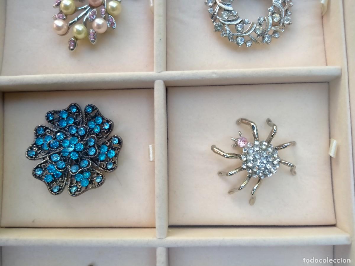 Joyeria: Expositor con seis preciosos broches. - Foto 4