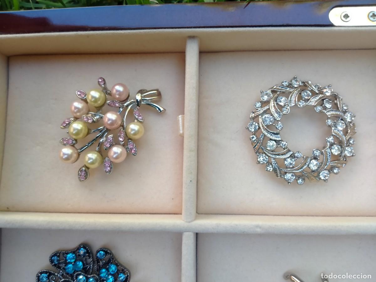Joyeria: Expositor con seis preciosos broches. - Foto 8