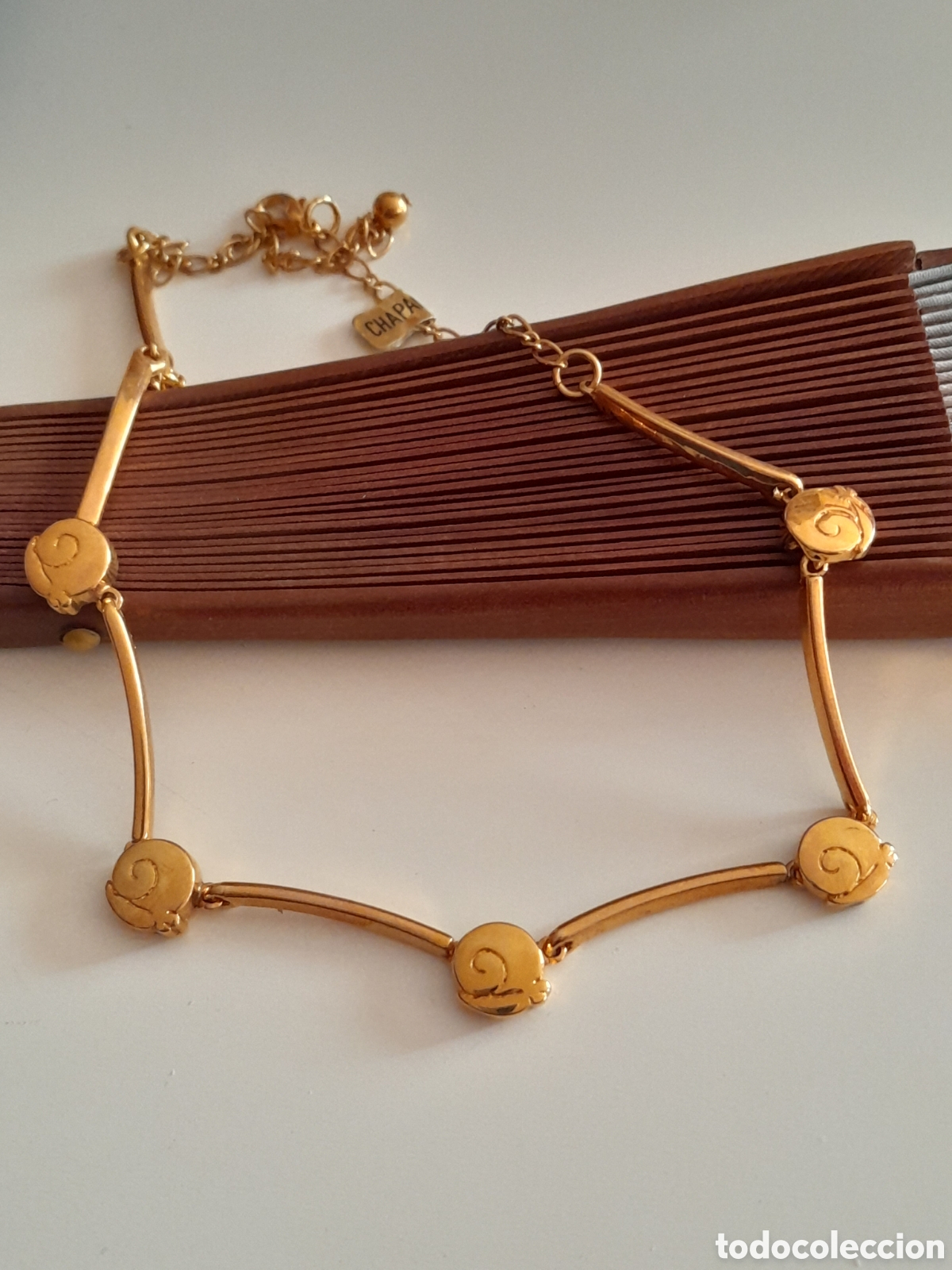 Joyeria: GARGANTILLA CHAPADA CON CARACOLES - Foto 1