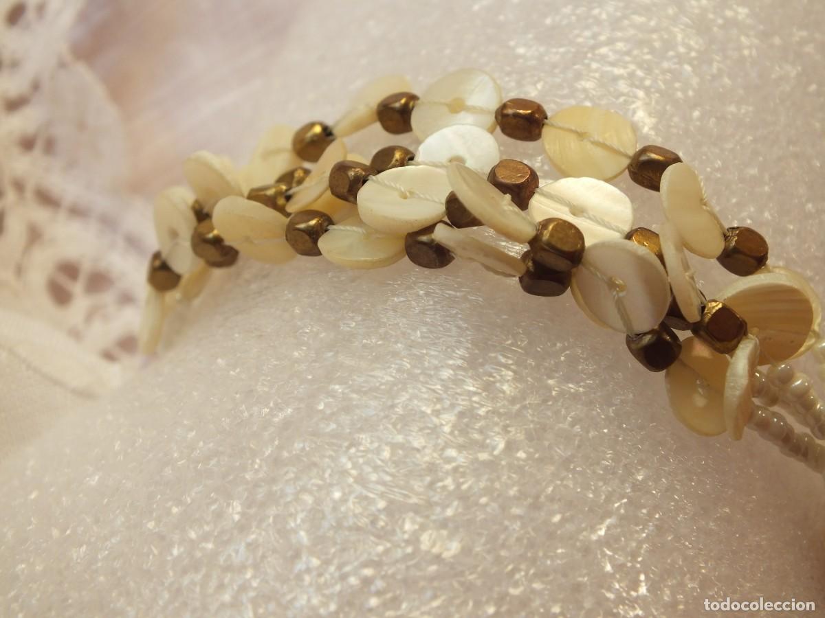 Joyeria: PULSERA CON CUENTAS DE NACAR Y CORDON AJUSTABLE - Foto 4