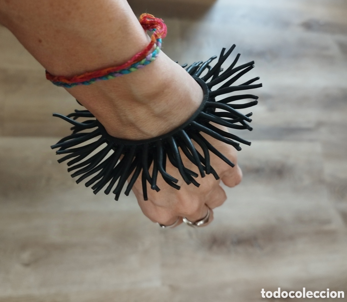 Joyeria: Curiosa y original pulsera de goma - Foto 2