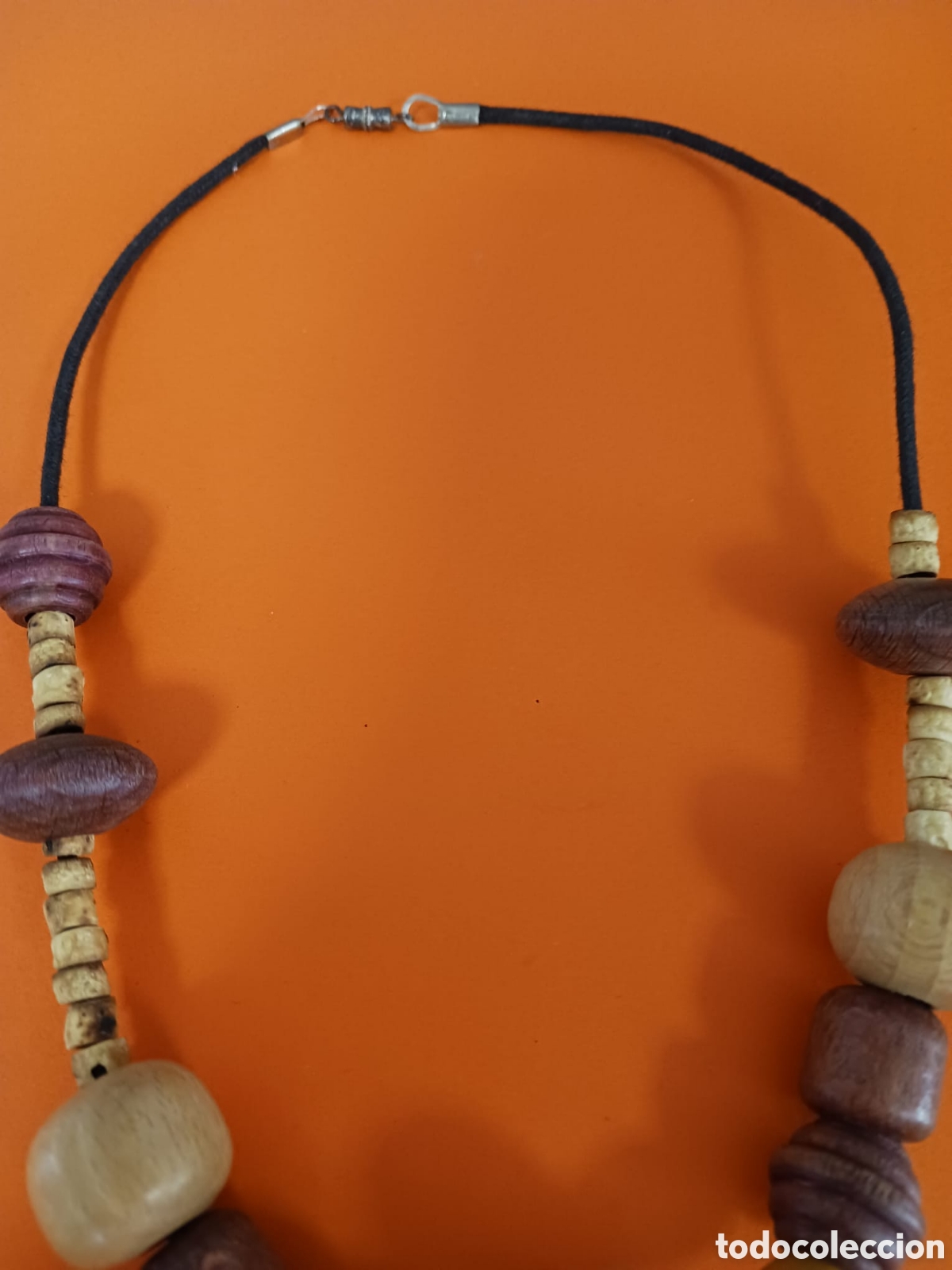 Joyeria: Collar bisuter&iacute;a con cuentas de madera. - Foto 4