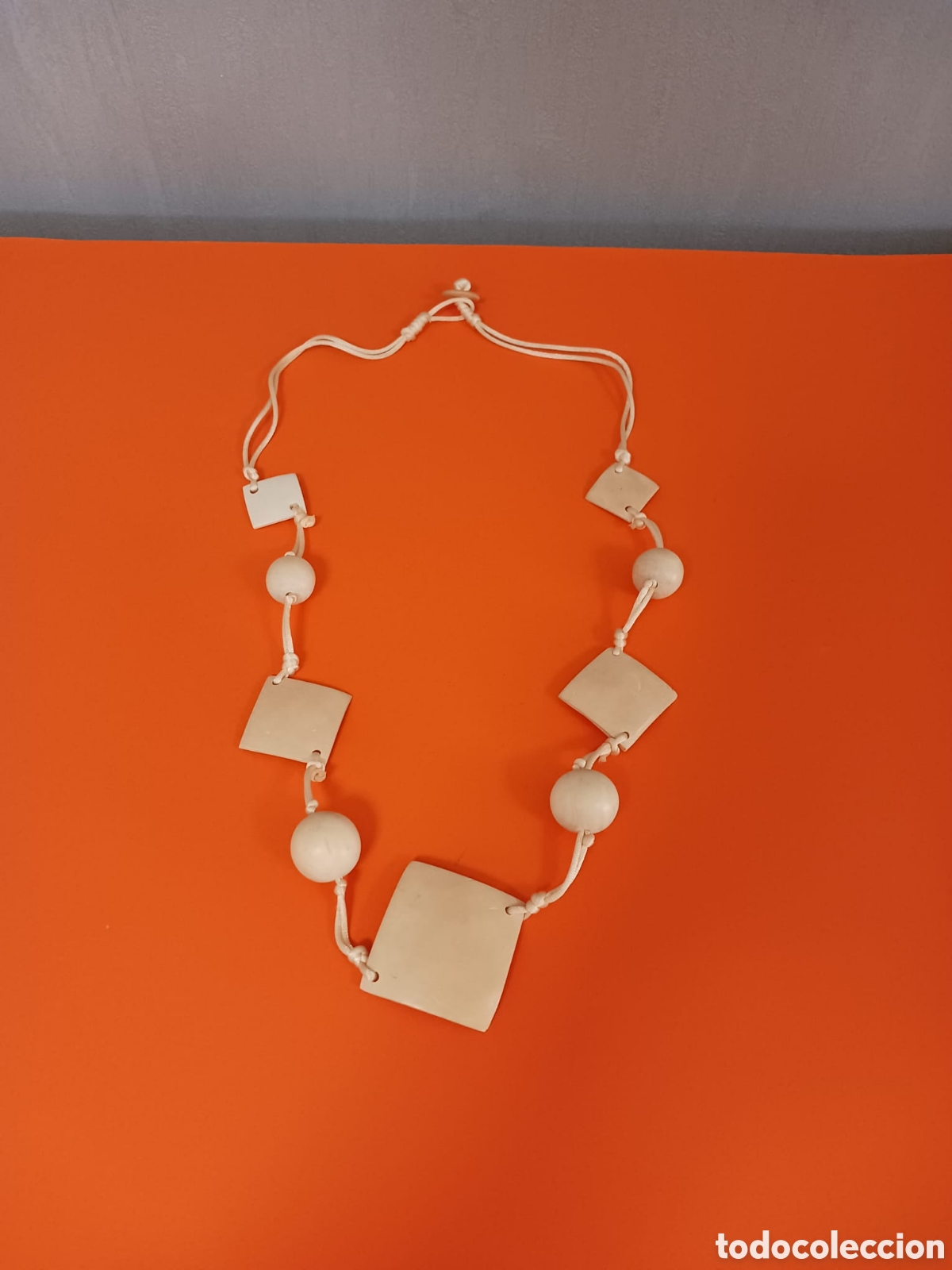 Joyeria: Bonito collar de bisuter&iacute;a. - Foto 2