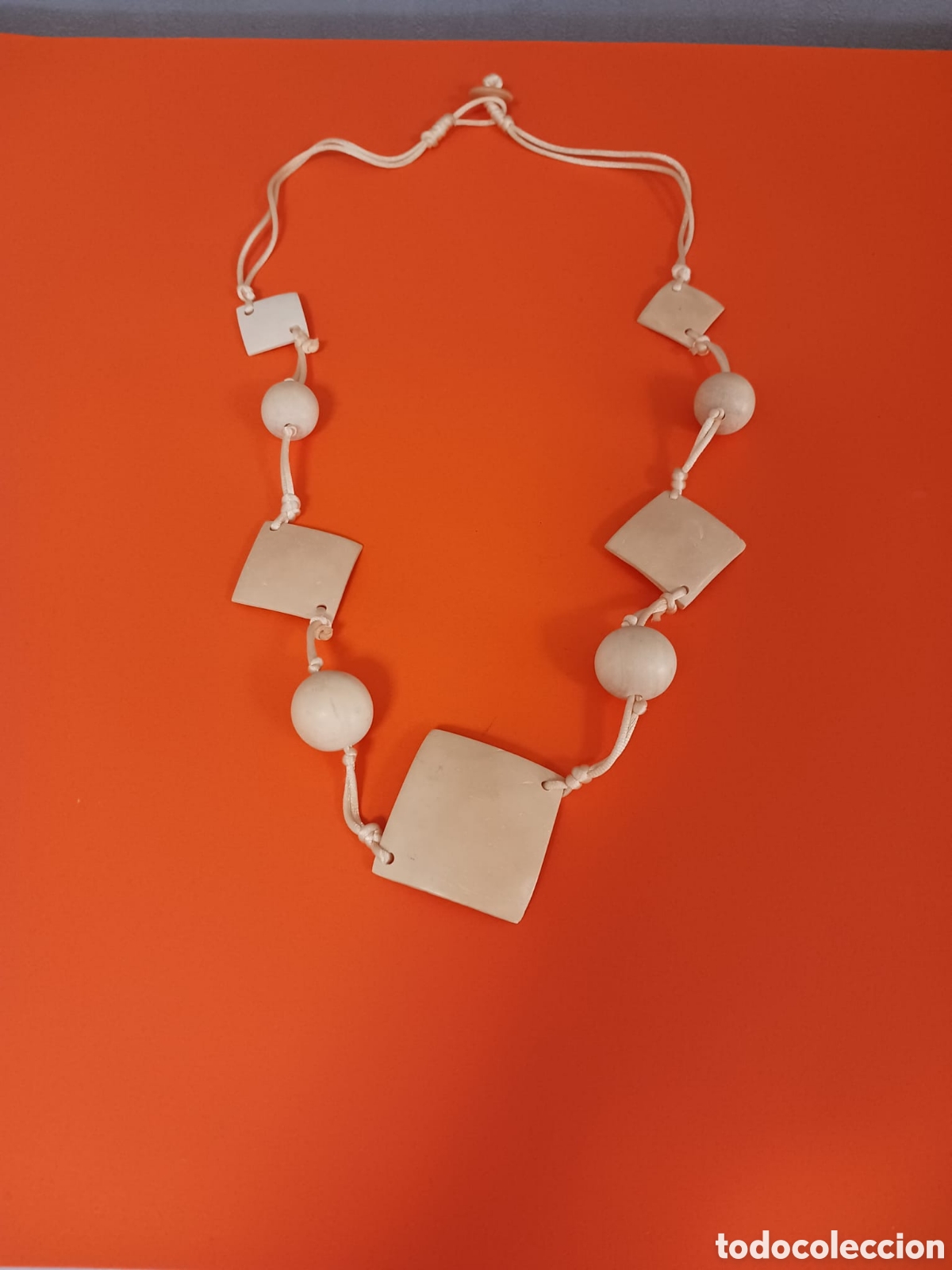 Joyeria: Bonito collar de bisuter&iacute;a. - Foto 1