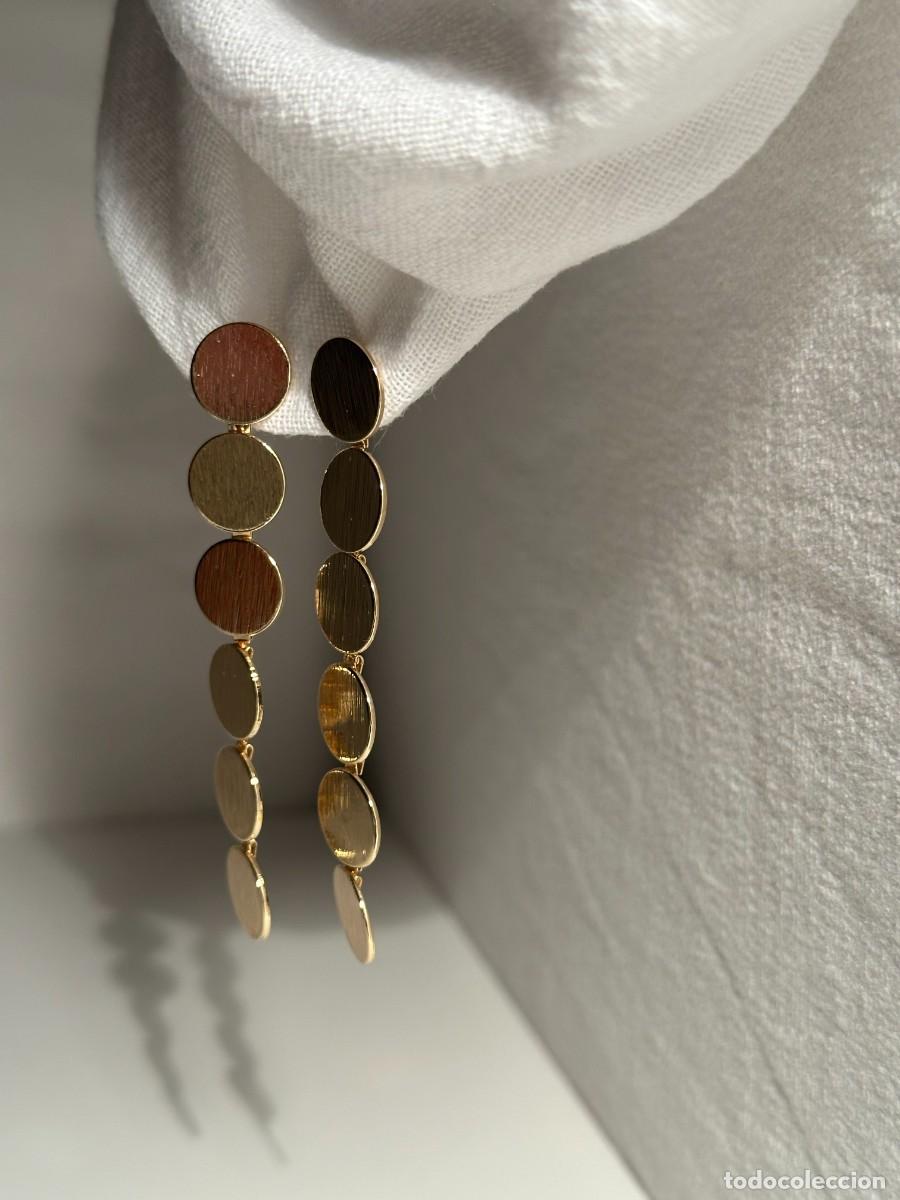 Joyeria: Pendientes dorados largos. 6 c&iacute;rculos - Foto 2