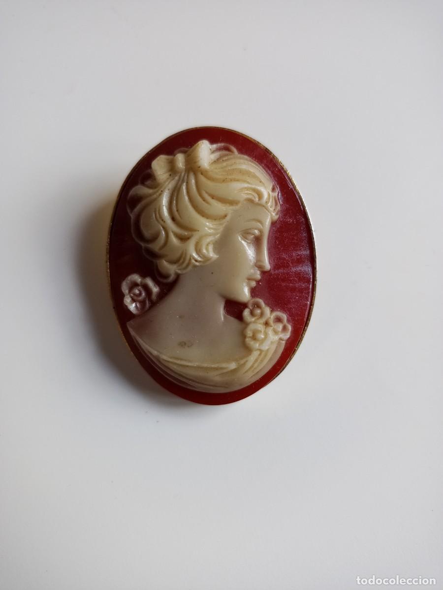 Joyeria: Broche camafeo de resina - Foto 3