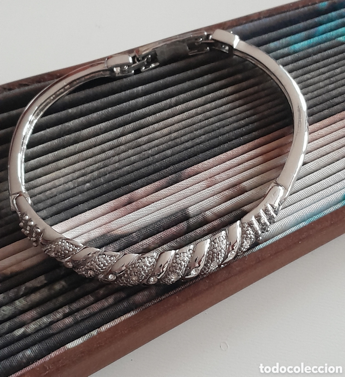 Joyeria: ESCLAVA ARTICULADA CON STRASS Y DOBLE CIERRE - Foto 2