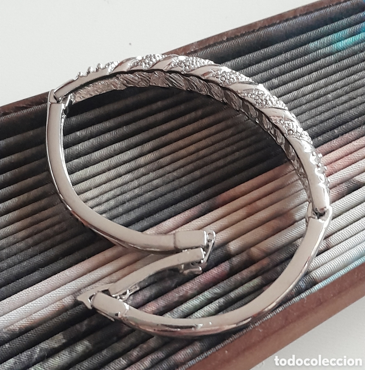 Joyeria: ESCLAVA ARTICULADA CON STRASS Y DOBLE CIERRE - Foto 5