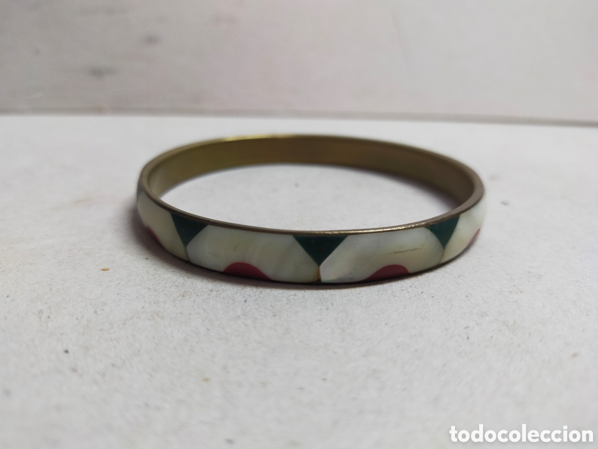 Joyeria: PULSERA RIGIDA DE METAL DORADO Y NACAR. - Foto 1