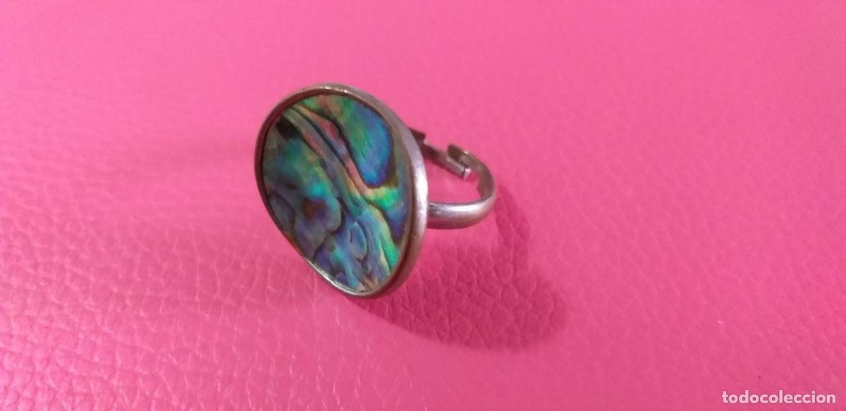 Joyeria: Anillo o sortija. Metal plateado y multicolor. Adaptable - Foto 3