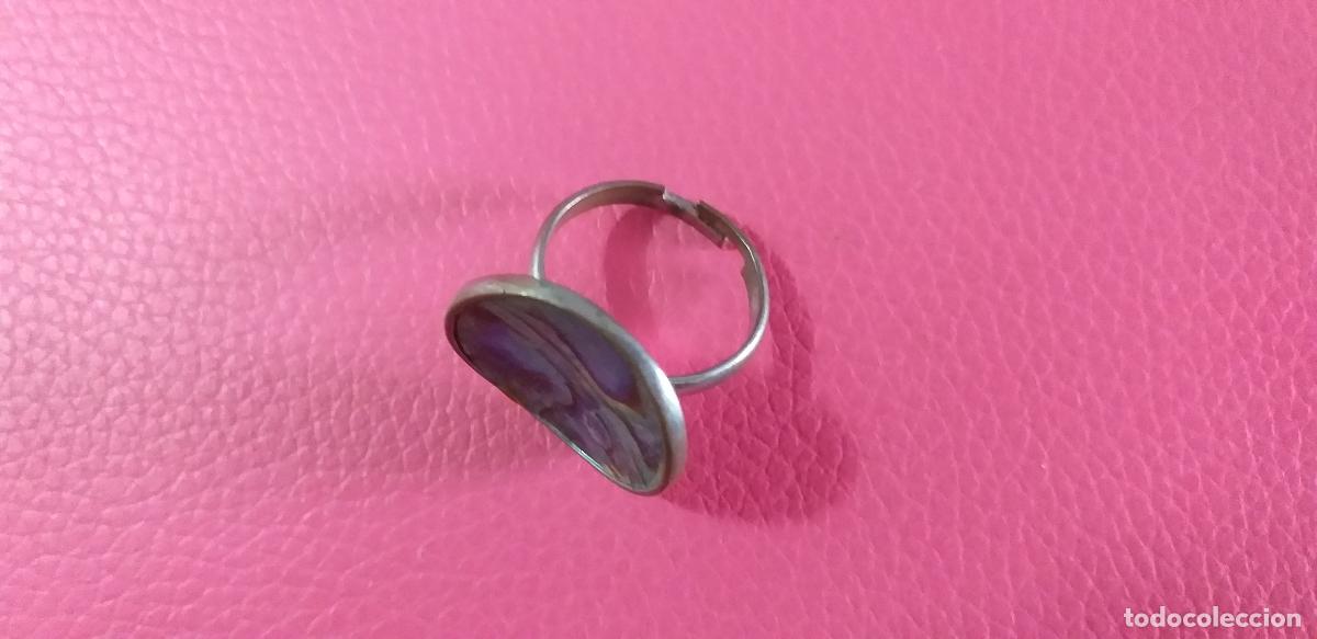 Joyeria: Anillo o sortija. Metal plateado y multicolor. Adaptable - Foto 4