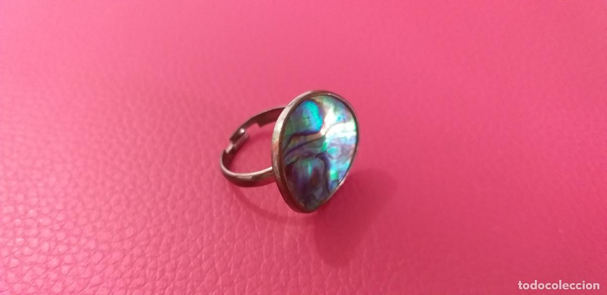 Joyeria: Anillo o sortija. Metal plateado y multicolor. Adaptable - Foto 1