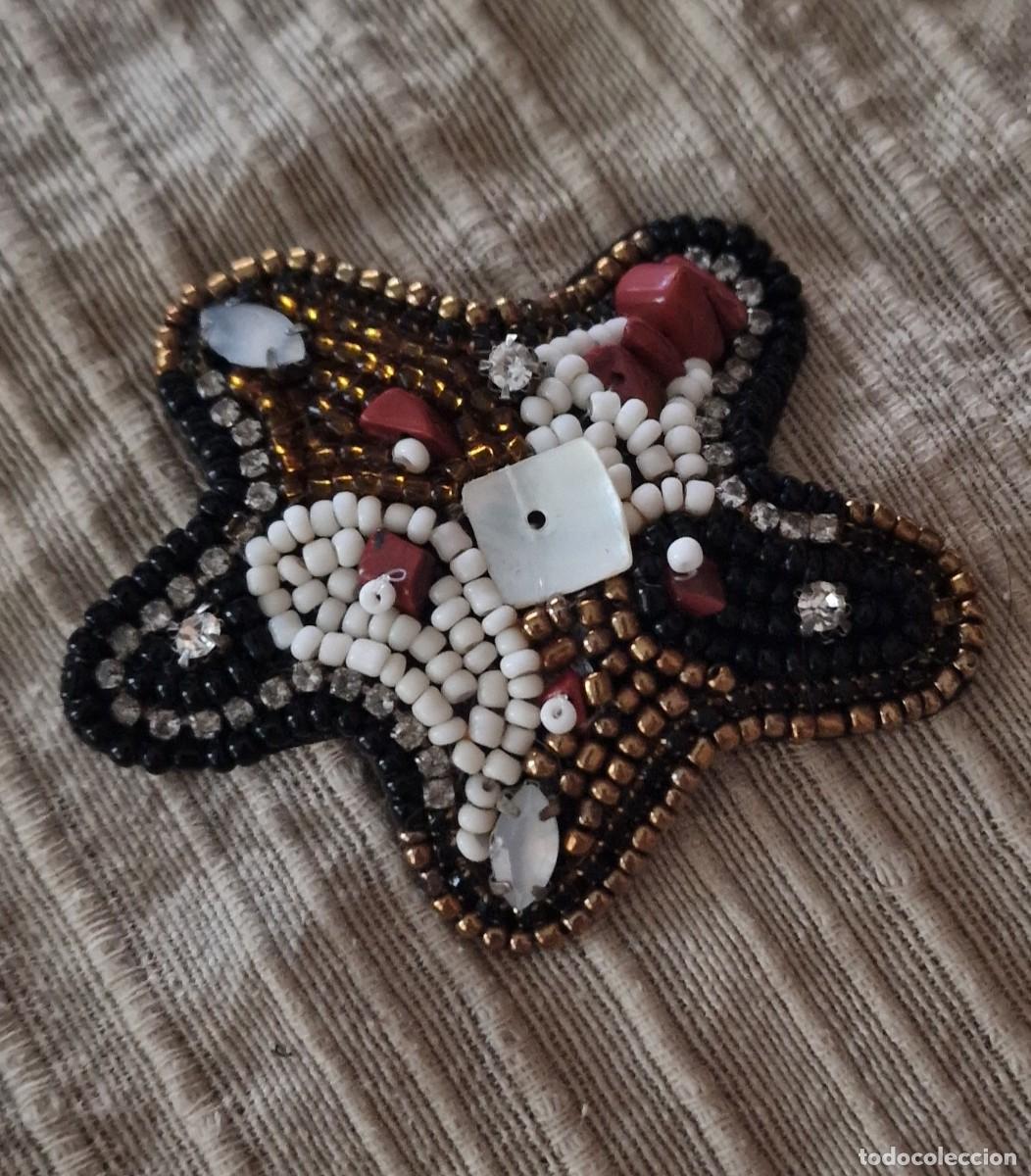 Joyeria: broche fieltro bordado pedrer&iacute;a - Foto 1