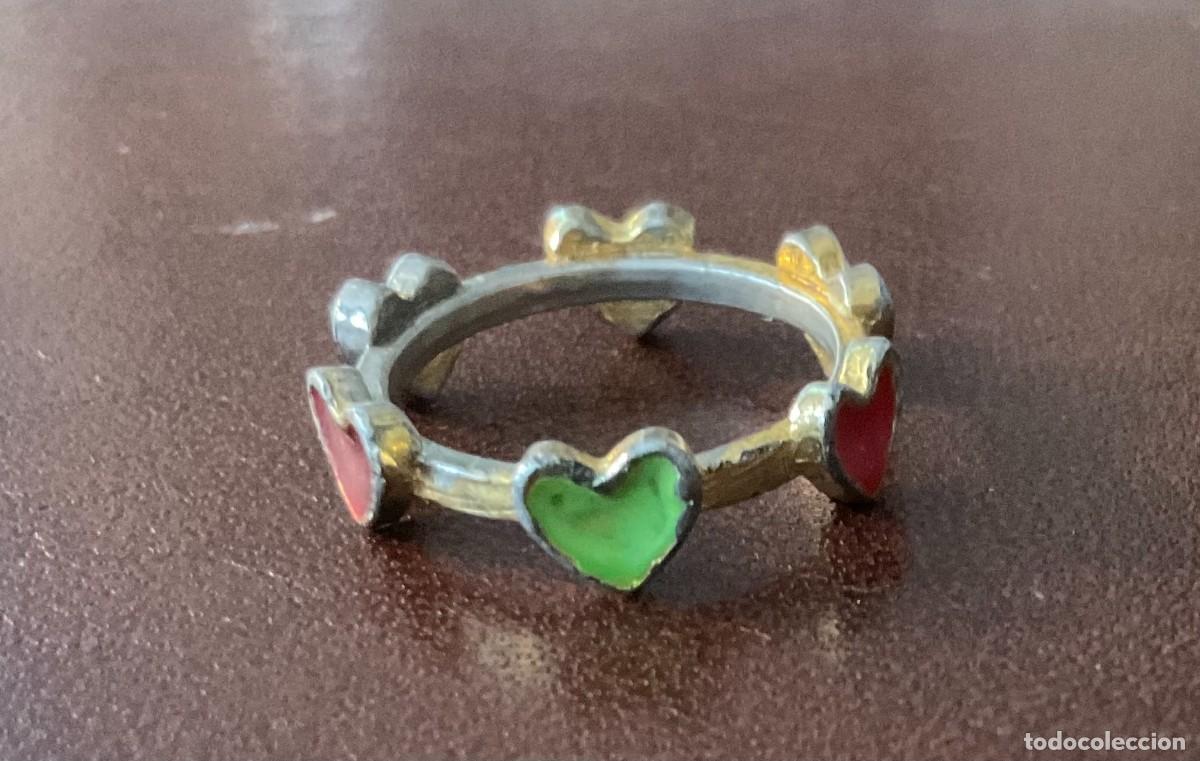 Joyeria: Anillo dorado con corazones - Foto 5
