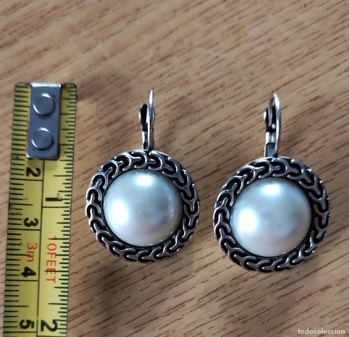 Joyeria: Pendientes plateados con perla, bisuter&iacute;a. - Foto 3