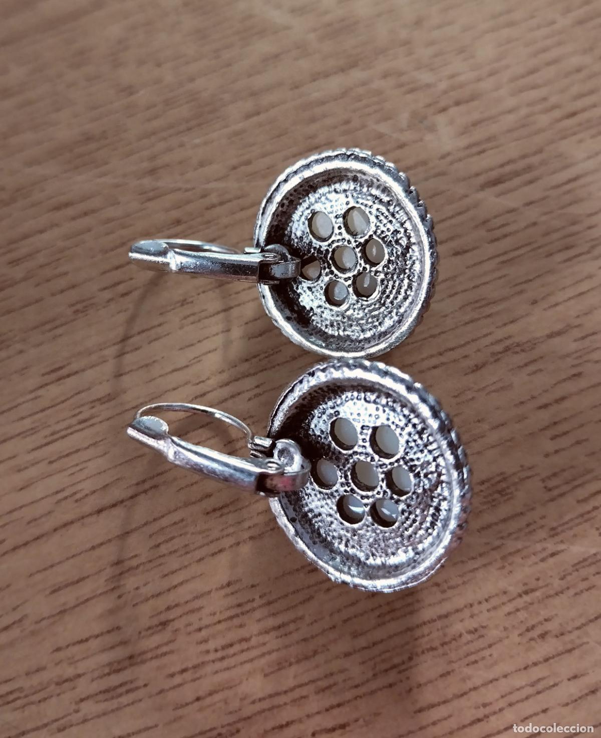 Joyeria: Pendientes plateados con perla, bisuter&iacute;a. - Foto 5