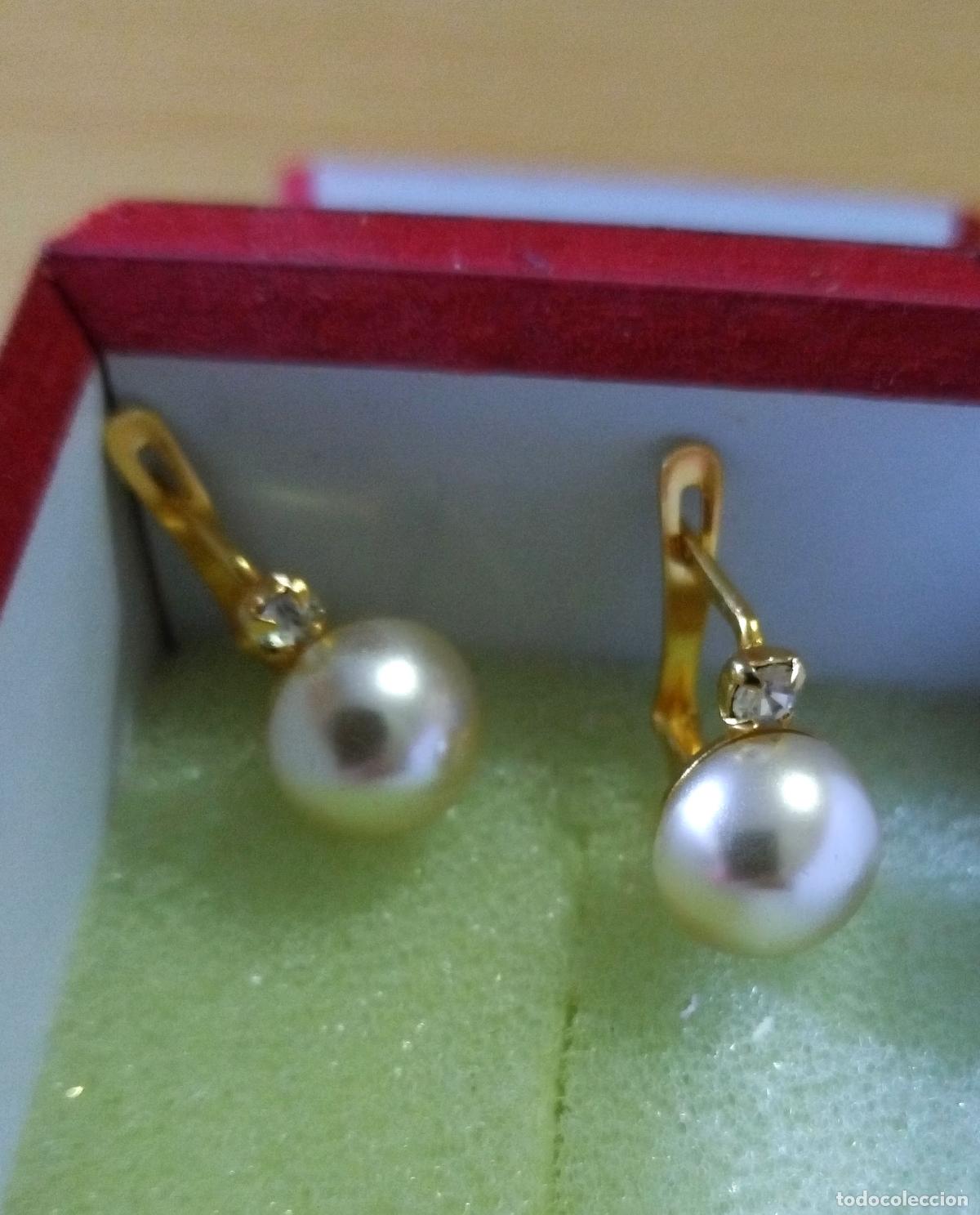 Joyeria: Pendientes dorados con perla, cierre de pala. - Foto 4