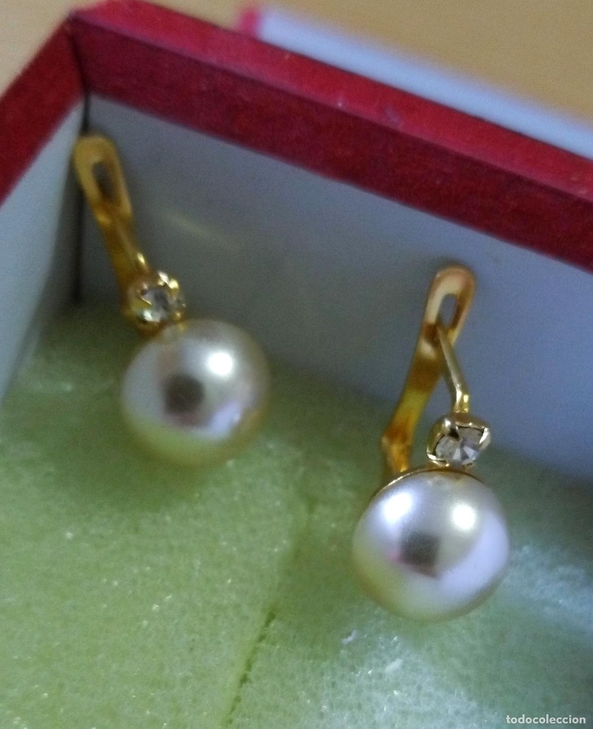 Joyeria: Pendientes dorados con perla, cierre de pala. - Foto 1