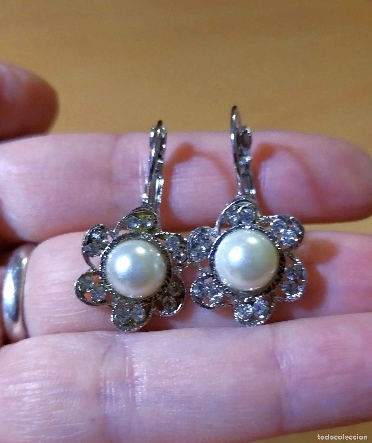 Joyeria: Pendientes plateados con perla, bisuter&iacute;a. - Foto 4