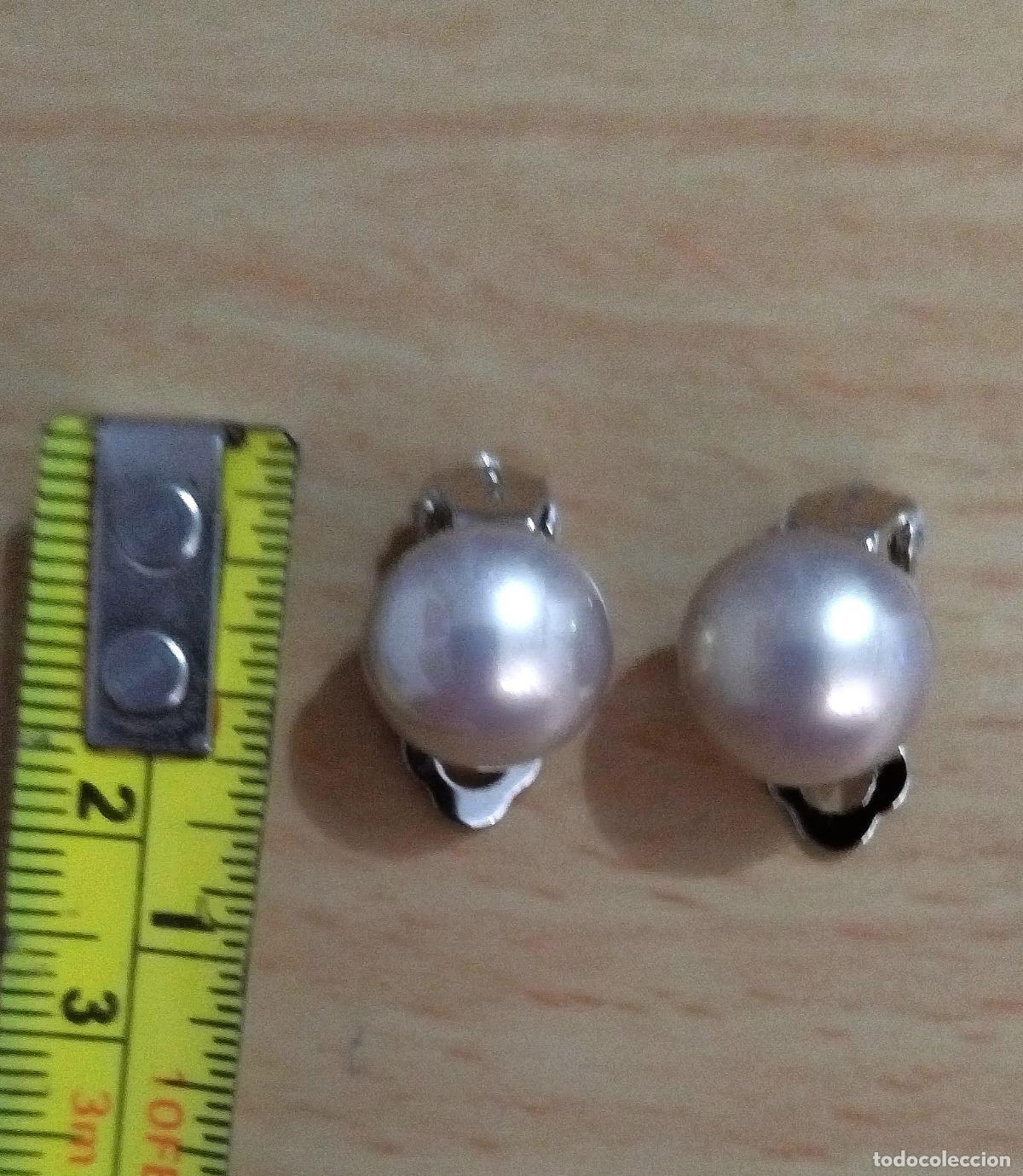 Joyeria: Pendientes de perla, plateados, cierre de clip. - Foto 2