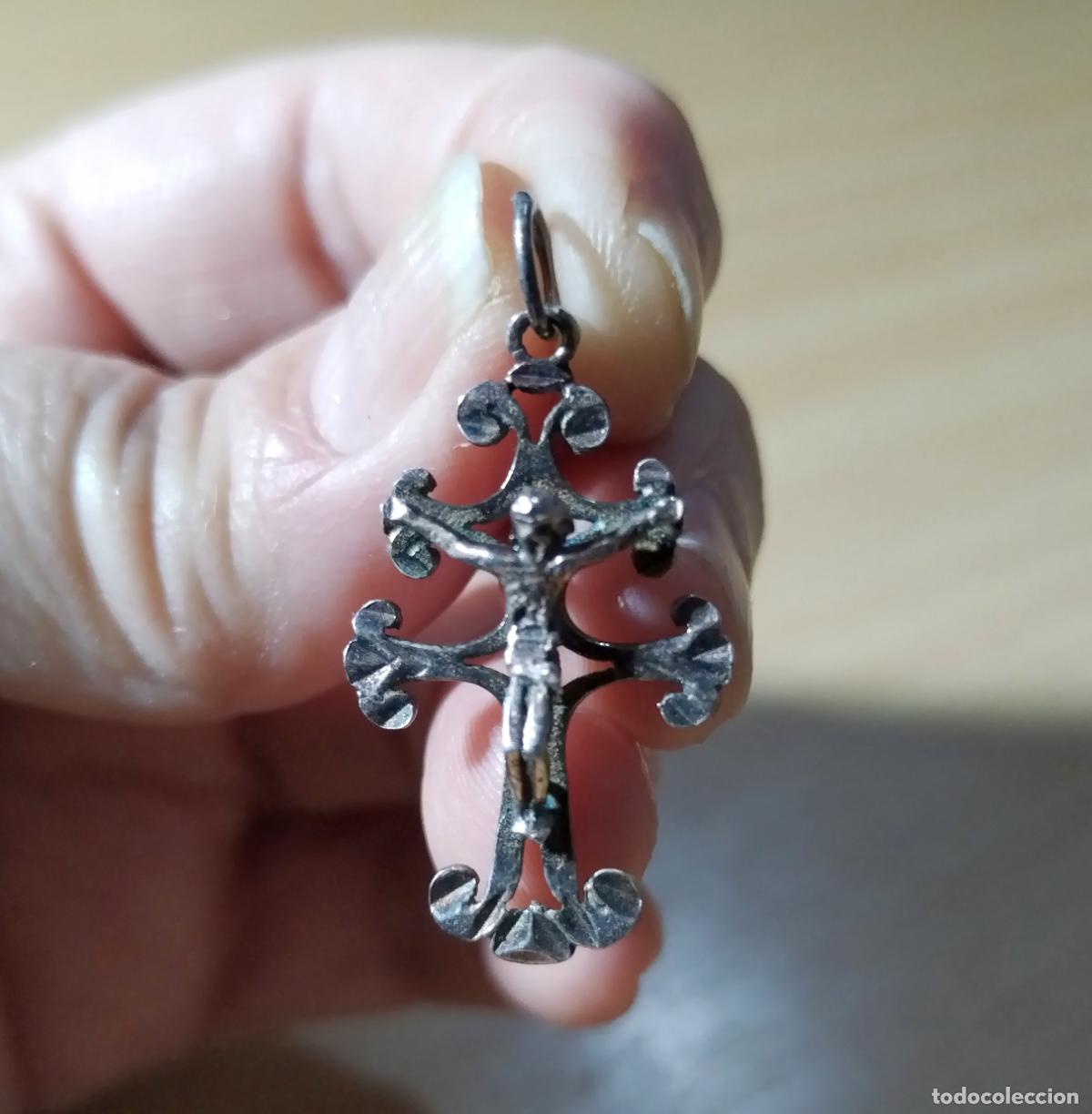 Joyeria: Colgante plateado, cruz. - Foto 3