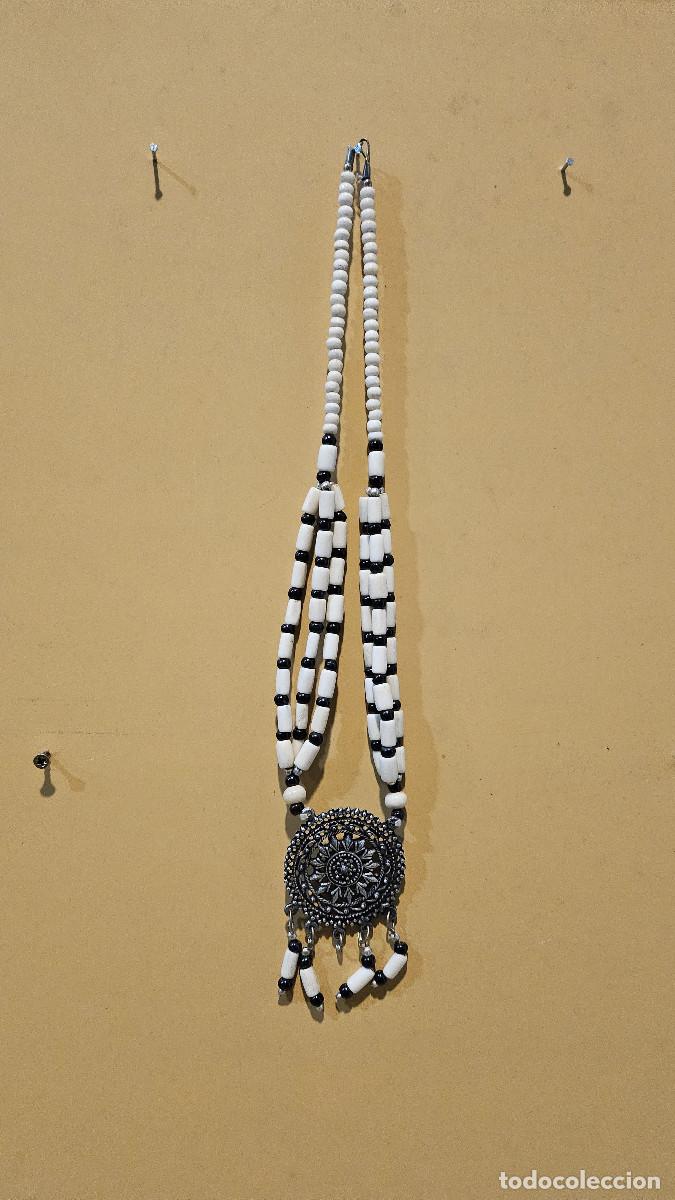 Joyeria: collar en hueso antiguo - Foto 1