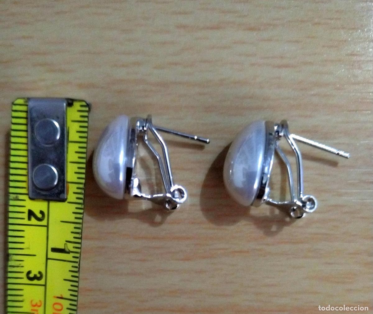 Joyeria: Pendientes plateados con perla ovalada. - Foto 4