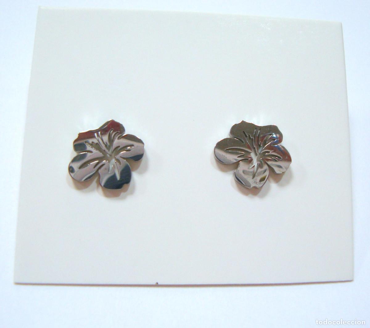 Joyeria: Pendientes flor de acero, di&aacute;metro 1 cm, Nuevos - Foto 1