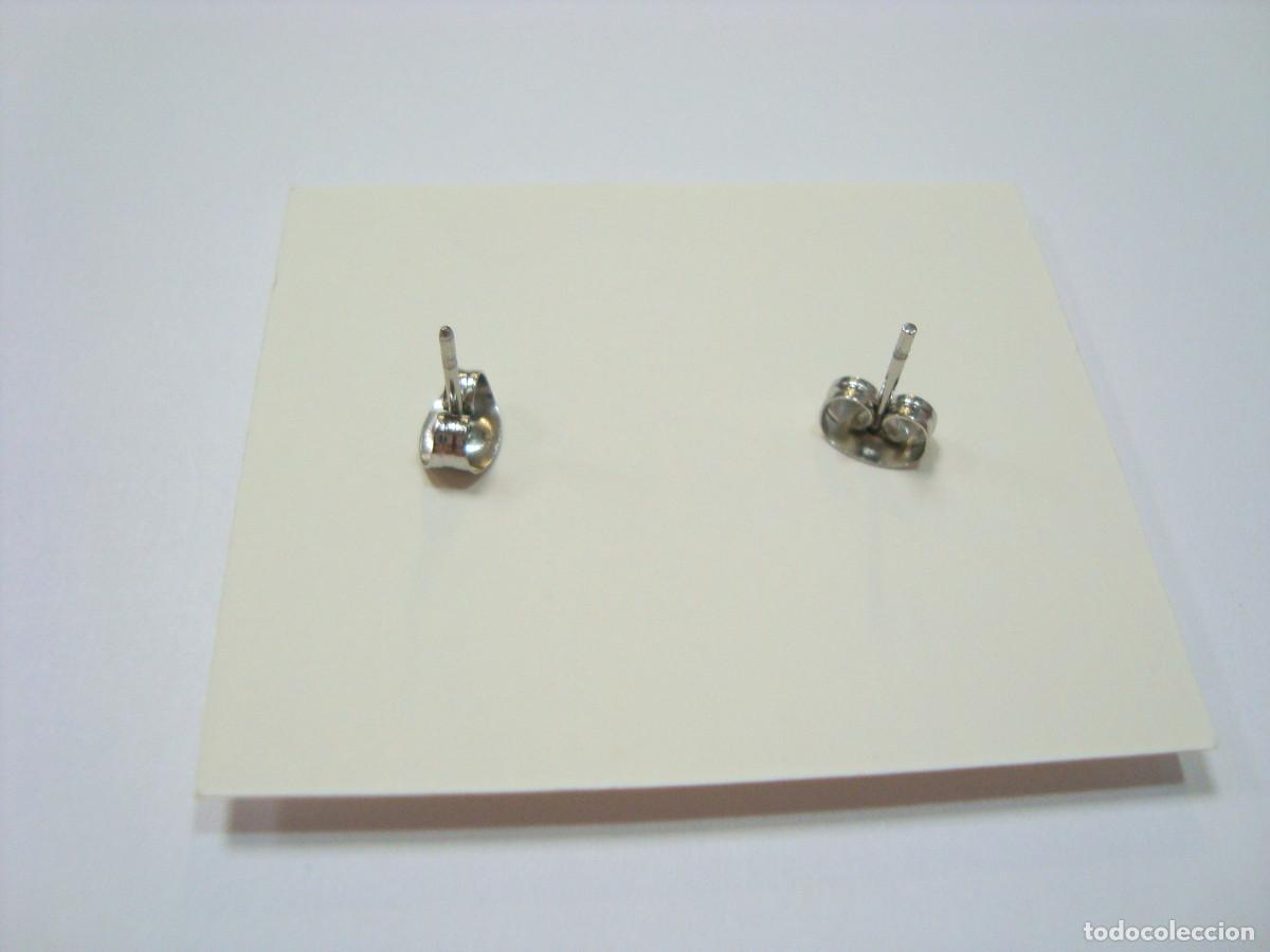Joyeria: Pendientes flor de acero, di&aacute;metro 1 cm, Nuevos - Foto 2