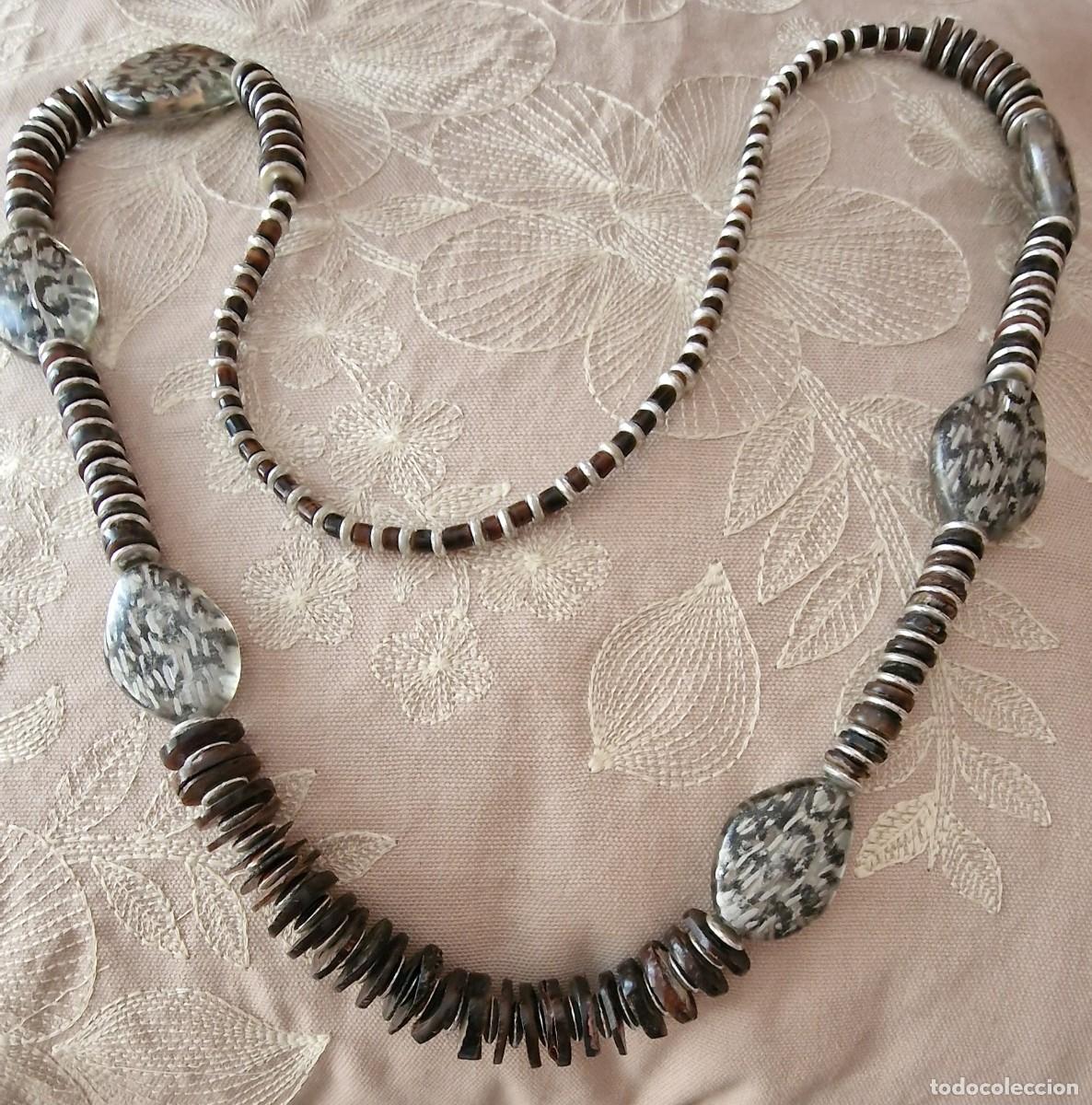 Joyeria: gran collar con cuentas plateadas y dos tonos marrones - Foto 1