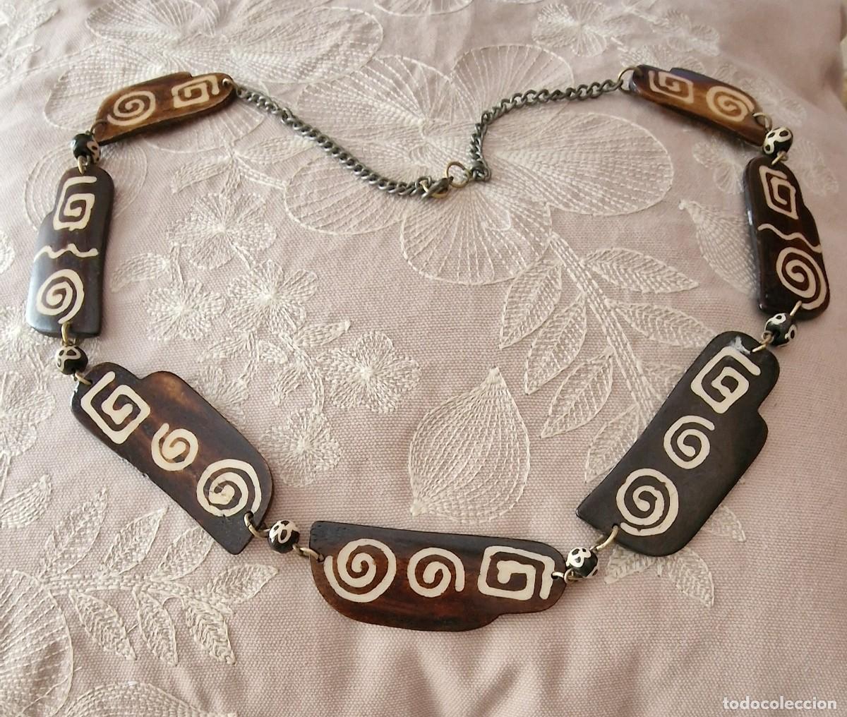 Joyeria: gran collar en madera con cheurones y plateado - Foto 1