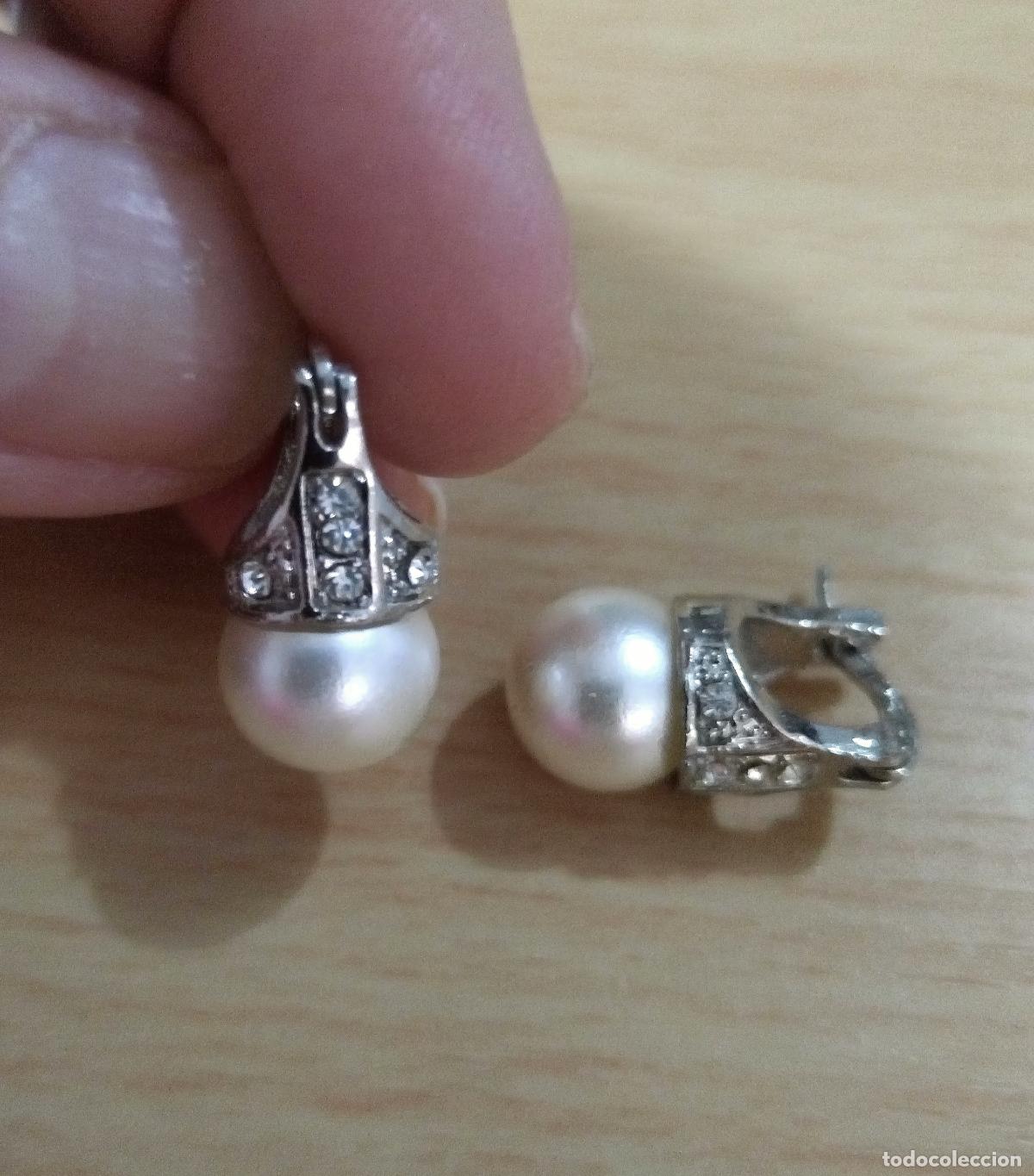 Joyeria: Pendientes plateados con perla, bisuter&iacute;a. - Foto 1