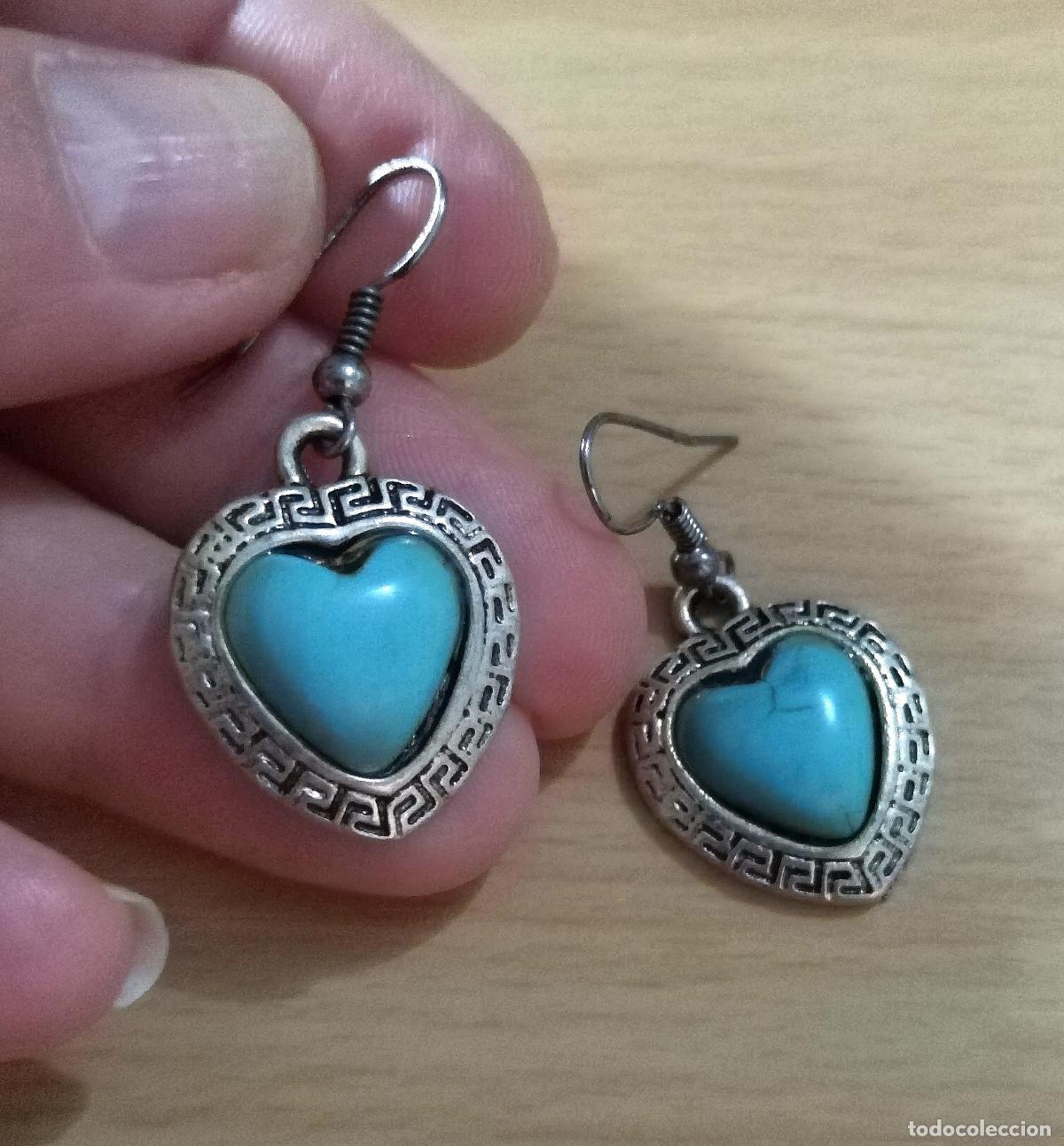 Joyeria: Pendientes plateados con piedra azul, forma coraz&oacute;n. - Foto 1