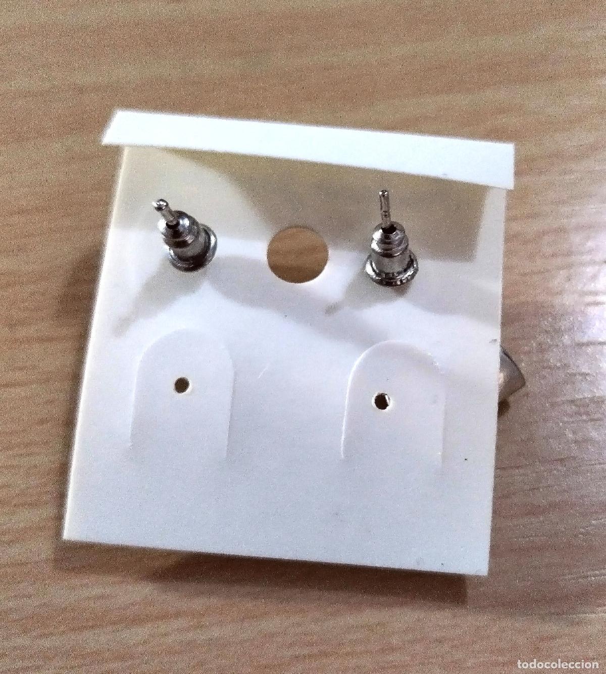 Joyeria: Pendientes plateados de bisuter&iacute;a. - Foto 3